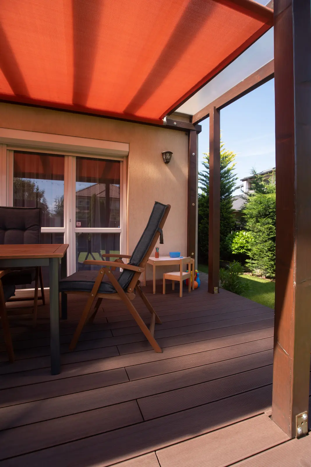 Pergola WPC burkolatra telepítve